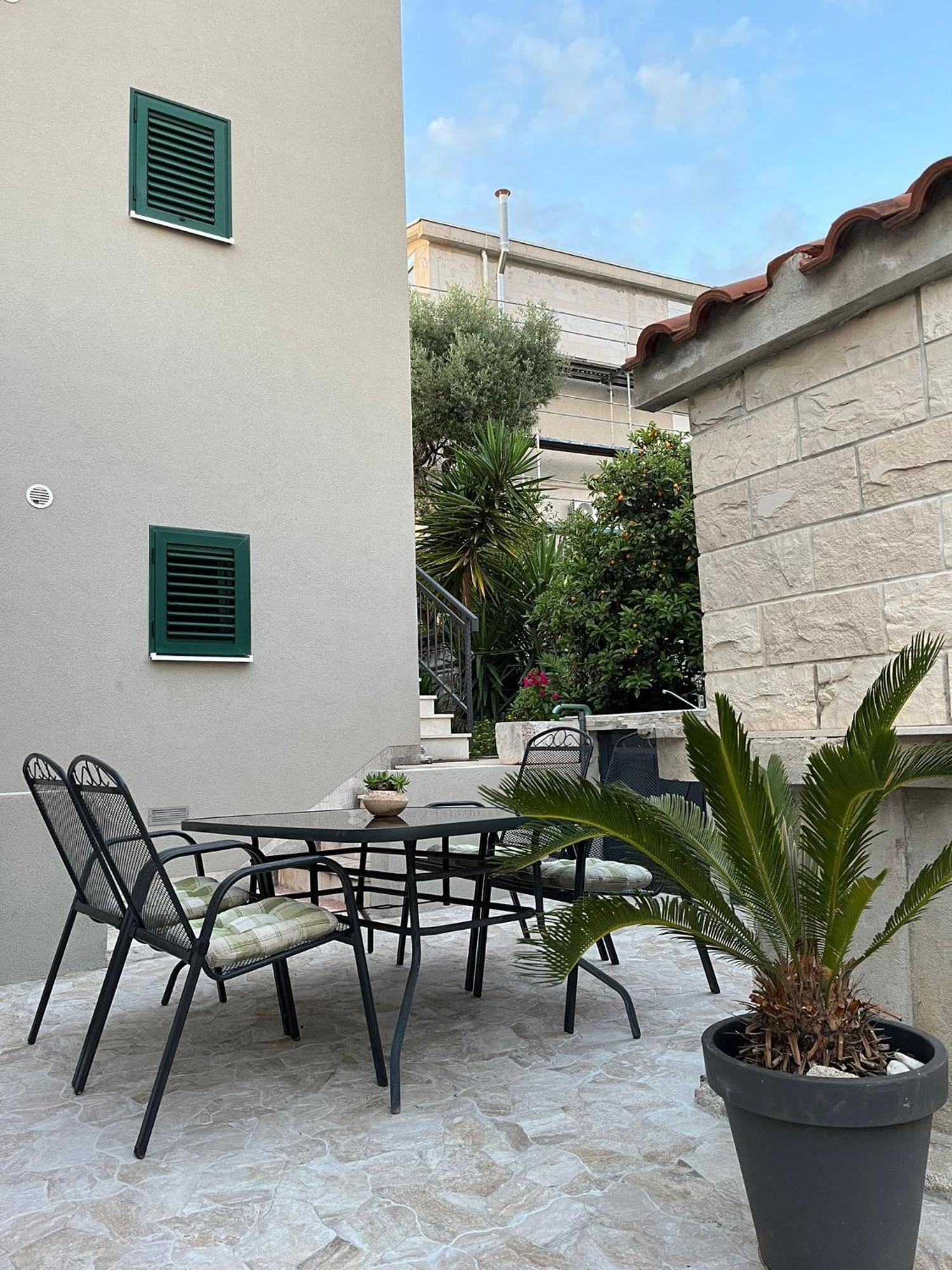 Apartmani Mm Trogir Eksteriør bilde