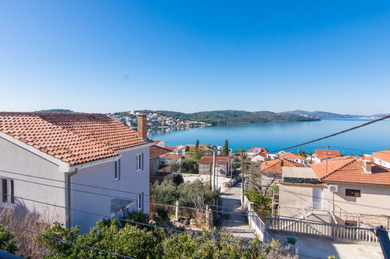 Apartmani Mm Trogir Eksteriør bilde